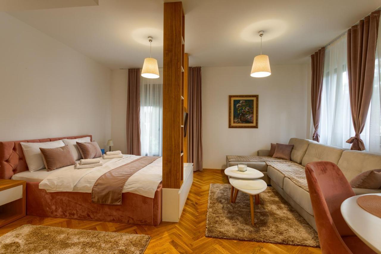 Stojanovic Apartment